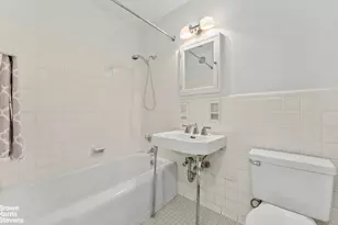 11 Riverside Dr, New York City, NY 10023 - Photo 13