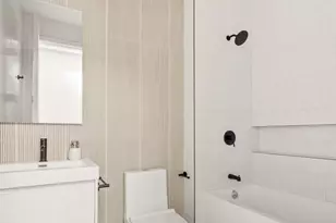 24 Belvidere St, New York City, NY 11206 - Photo 21