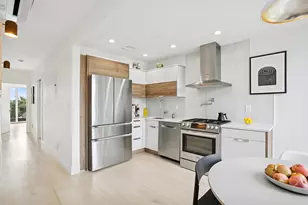 290 Powers St, New York City, NY 11211 - Photo 7