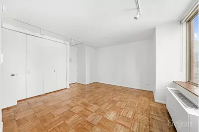 236 E 47th Street #33D, New York City, NY 10017 - Photo 7