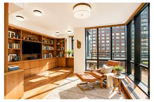 45 W 67th St, New York City, NY 10023 - Photo 7