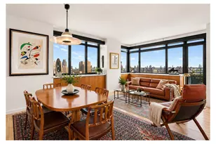 45 W 67th St, New York City, NY 10023 - Photo 3
