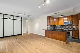 344 W 49th St, New York City, NY 10019 - Photo 3
