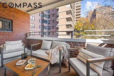 208 E Broadway #J405/J406, New York City, NY 10002 - Photo 5