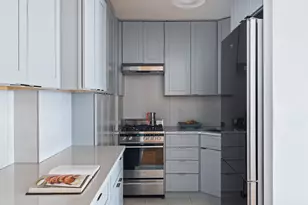 245 E 24th St, New York City, NY 10010 - Photo 1