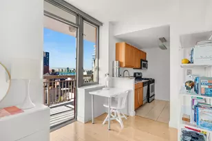 520 W 23rd St, New York City, NY 10011 - Photo 3