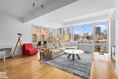 241 W 19th Street #PH2, New York, NY 10011 - Photo 3