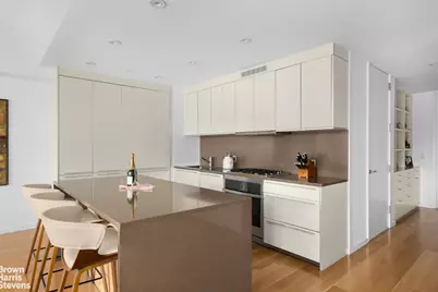 241 W 19th Street #PH2, New York, NY 10011 - Photo 5