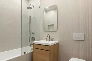 184 Hawthorne St, New York City, NY 11225 - Photo 5