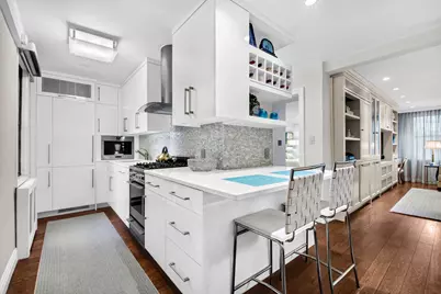 241 E 76th Street #2HI, New York City, NY 10021 - Photo 15