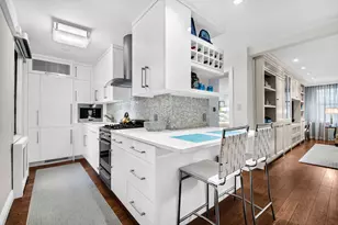 241 E 76th St, New York City, NY 10021 - Photo 15