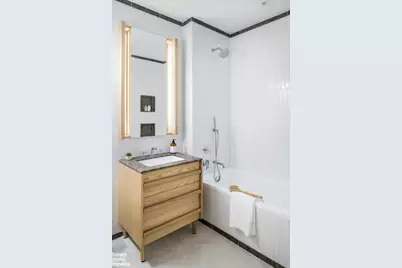 22-18 Jackson Avenue #713, New York City, NY 11101 - Photo 11