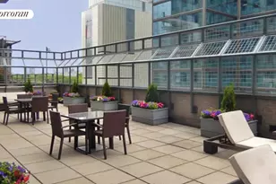 301 W 57th St, New York City, NY 10019 - Photo 17