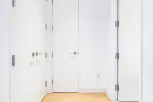 303 E 33rd St, New York, NY 10016 - Photo 5