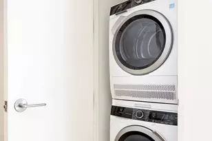 303 E 33rd St, New York, NY 10016 - Photo 11