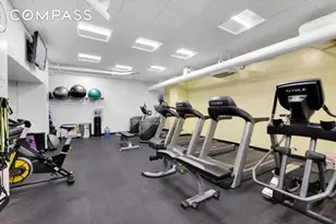 200 E 27th St, New York City, NY 10016 - Photo 9