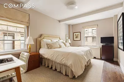 450 W End Avenue #3B, New York City, NY 10024 - Photo 9