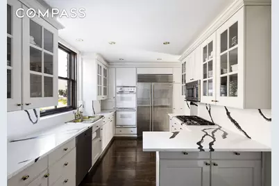 14 E 75th Street #7E, New York City, NY 10021 - Photo 9