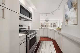 153 E 57th St, New York City, NY 10022 - Photo 3