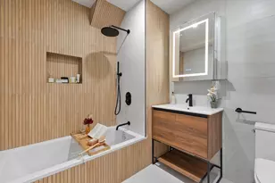 62 Veronica Pl, New York City, NY 11226 - Photo 7