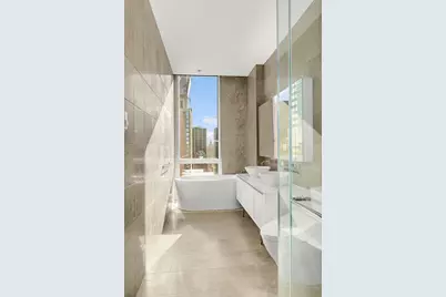 247 W 46th Street #4104, New York City, NY 10036 - Photo 5