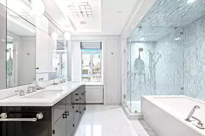 21 E 61st Street #8E, New York City, NY 10065 - Photo 9