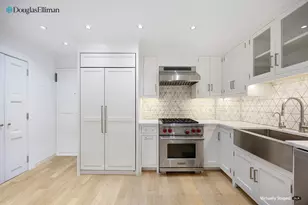 420 E 64th St, New York, NY 10065 - Photo 3