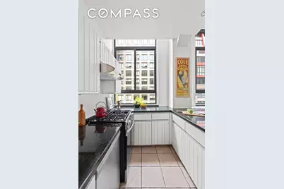 348 W 38th Street #9E, New York City, NY 10018 - Photo 5