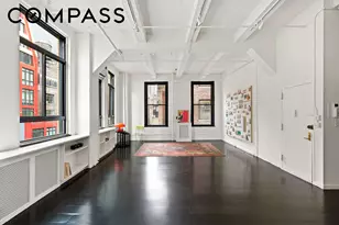 348 W 38th St, New York City, NY 10018 - Photo 3