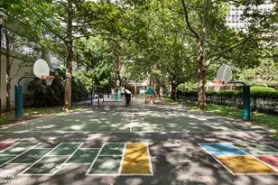 330 E 33rd St, New York City, NY 10016 - Photo 11