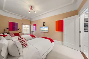 32 E 64th St, New York City, NY 10065 - Photo 15