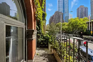 255 W 70th St, New York City, NY 10023 - Photo 3