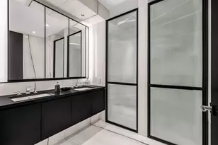 157 W 57th St, New York City, NY 10019 - Photo 5