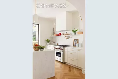 287 Midwood Street #TWNHS, New York City, NY 11225 - Photo 7