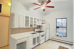 158 Nevins St, New York City, NY 11217 - Photo 3