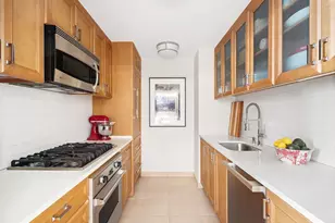 205 E 85th St, New York, NY 10028 - Photo 5