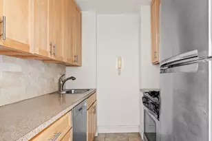 201 E 66th St, New York City, NY 10065 - Photo 3