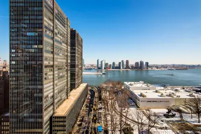 845 United Nations Plaza #15A, New York City, NY 10017 - Photo 7