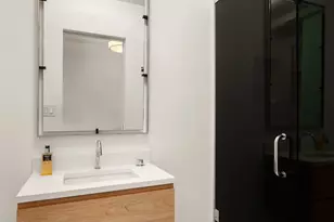 21 E 87th St, New York City, NY 10128 - Photo 11