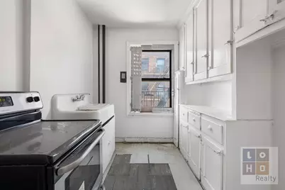 504 Grand Street #E52, New York City, NY 10002 - Photo 3