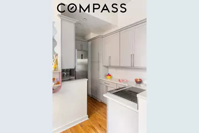 26 Gramercy Park S #1E, New York City, NY 10003 - Photo 3