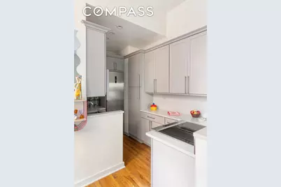 26 Gramercy Park S #1E, New York City, NY 10003 - Photo 3