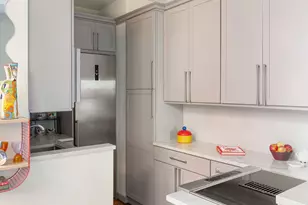 26 Gramercy Pk S, New York City, NY 10003 - Photo 3