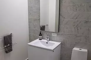 416 W 52nd St, New York City, NY 10019 - Photo 5