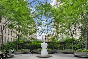 322 W 57th St, New York City, NY 10019 - Photo 21