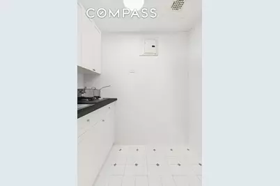 111 E 56th Street #1108, New York City, NY 10022 - Photo 3