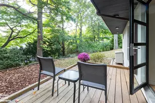 712 Ladd Rd, New York City, NY 10471 - Photo 27