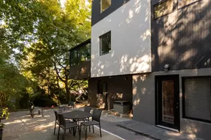 712 Ladd Rd, New York City, NY 10471 - Photo 33