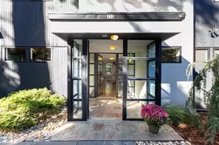 712 Ladd Rd, New York City, NY 10471 - Photo 1