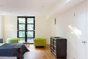 712 Ladd Rd, New York City, NY 10471 - Photo 17